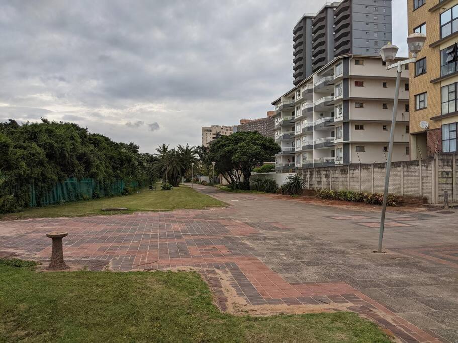 Capri24 - Modern Apartment Overlooking The Sea Amanzimtoti Dış mekan fotoğraf